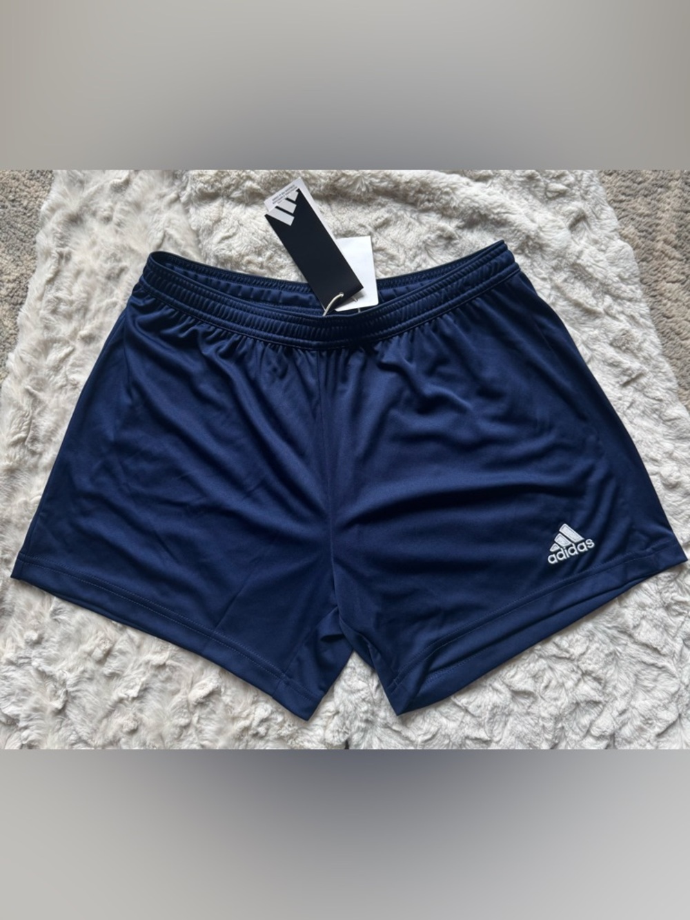 Adidas Women’s Navy Workout Soccer Shorts Size Medium NWT - Picture 3 of 5